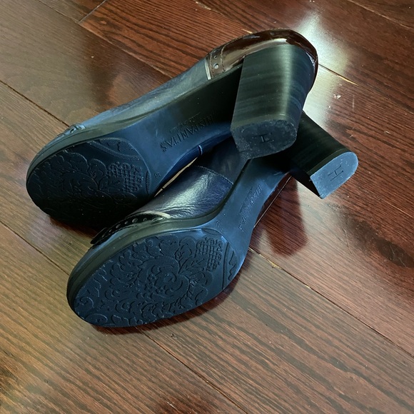 Hispanitas Block heel pumps made in Spain - Picture 14 of 16